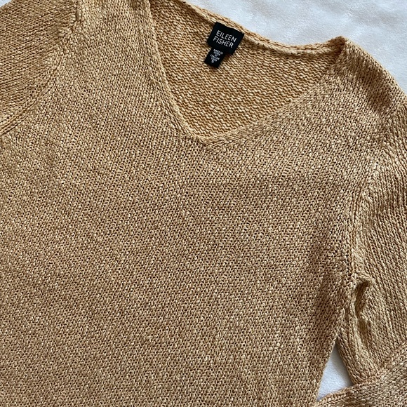 Eileen Fisher Sweaters - Eileen Fisher Women's Metallic Yellow‎ Gold V-Neck Knit Sweater